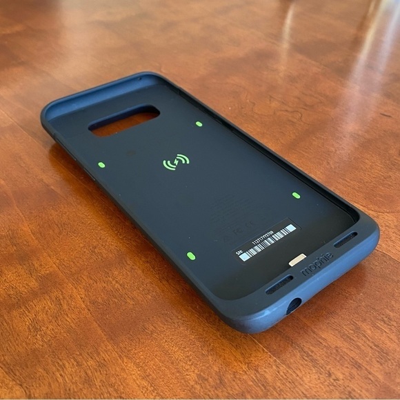 Mophie Juice Pack Battery Case.
Samsung Galaxy S8+ - Picture 8 of 16